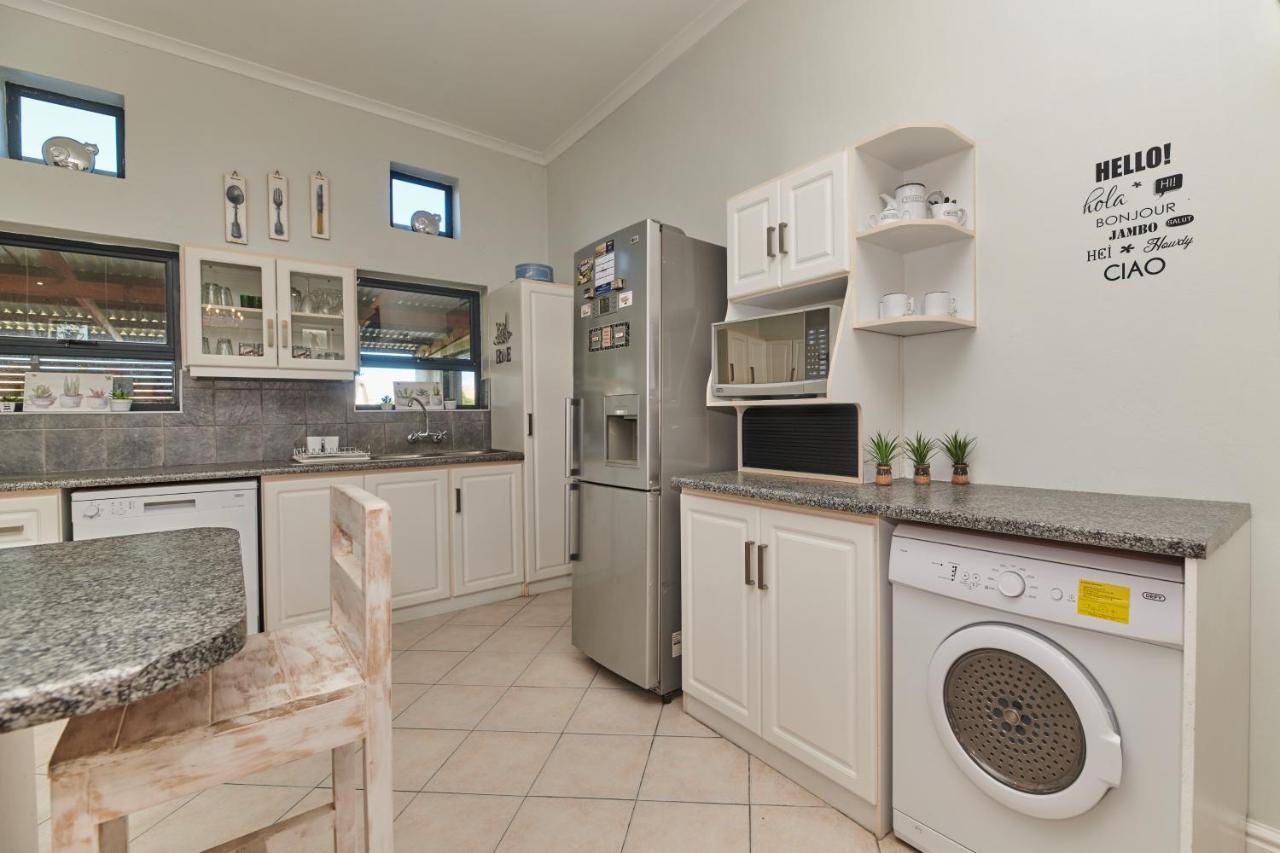 Fraai Uitzicht Struisbaai Apartment Bagian luar foto