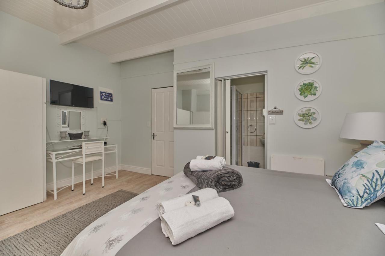 Fraai Uitzicht Struisbaai Apartment Bagian luar foto